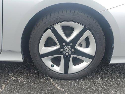 2016 Toyota Prius Four Touring