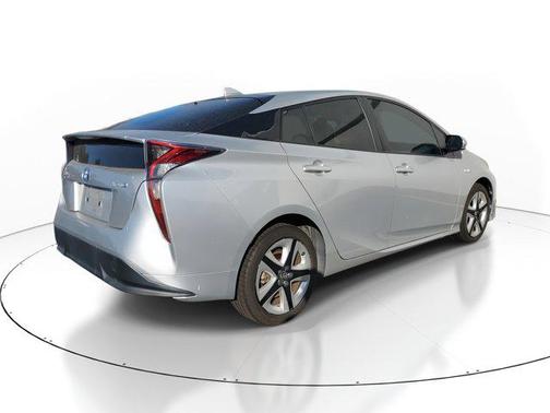 2016 Toyota Prius Four Touring