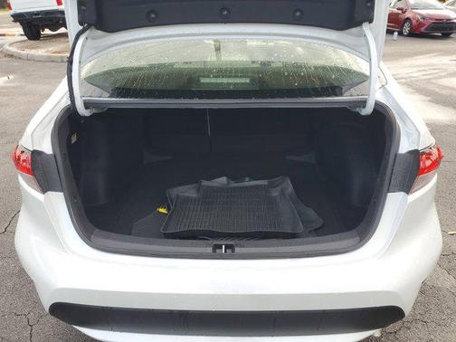 2022 Toyota Corolla Hybrid SE