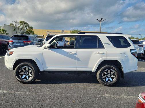2024 Toyota 4Runner TRD Off Road