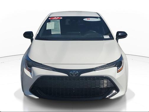 Silver Metallic 2022 Toyota Corolla SE