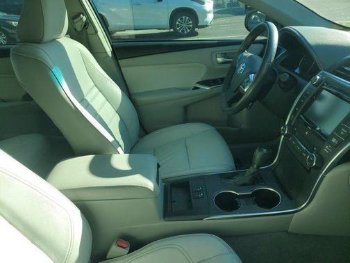 2017 Toyota Camry XLE
