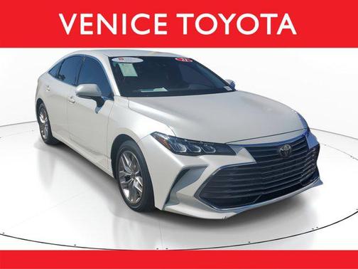 2021 Toyota Avalon XLE