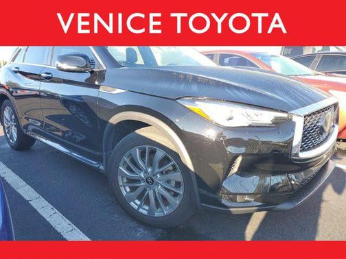 2023 INFINITI QX50 LUXE