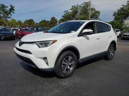 2018 Toyota RAV4 XLE