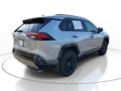 2024 Toyota RAV4 Hybrid SE