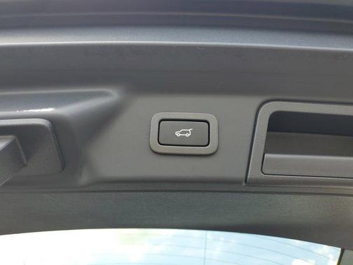 2021 Land Rover Range Rover Velar P250 S R-Dynamic
