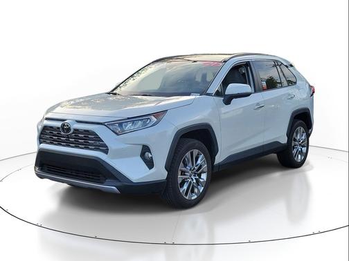 Blizzard Pearl 2021 Toyota RAV4 Limited
