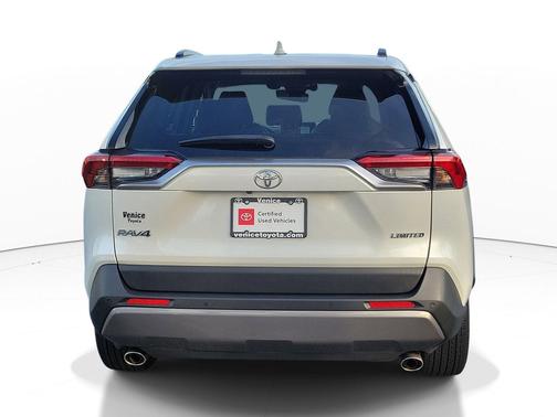 Blizzard Pearl 2021 Toyota RAV4 Limited