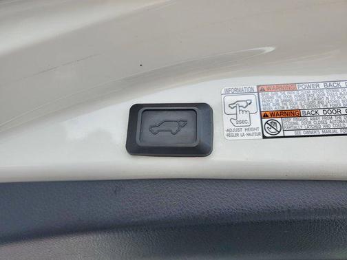 2016 Toyota RAV4 Hybrid Limited