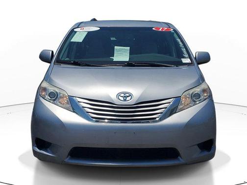 Silver Sky Metallic 2017 Toyota Sienna LE