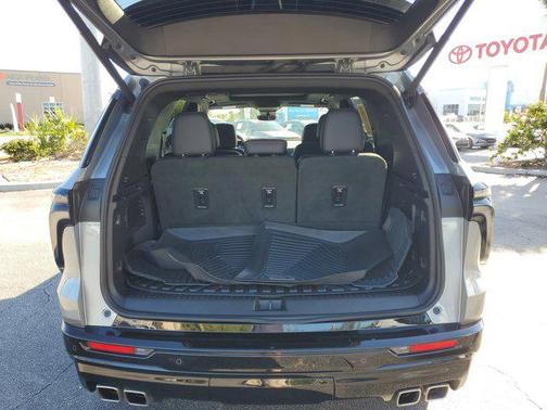 2025 Chevrolet Traverse RS
