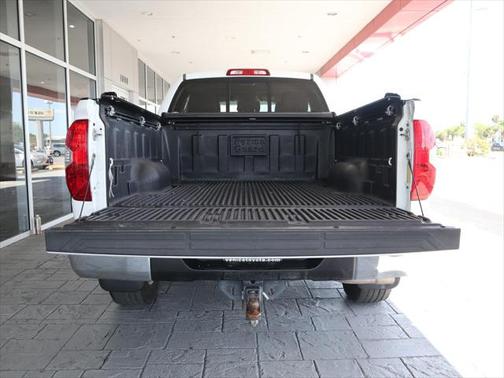 2014 Toyota Tundra SR5