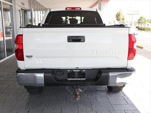 2014 Toyota Tundra SR5