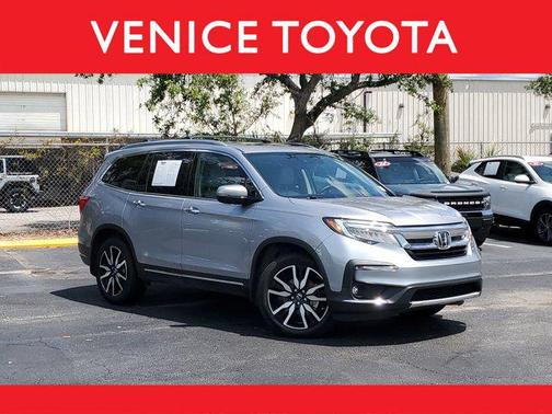 2019 Honda Pilot Touring 8-Passenger