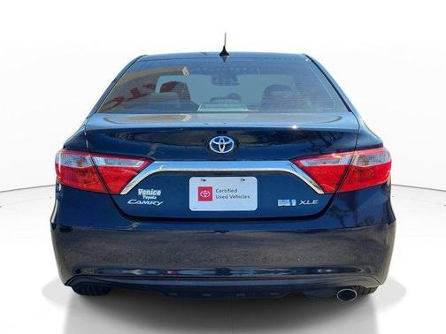 2017 Toyota Camry Hybrid XLE