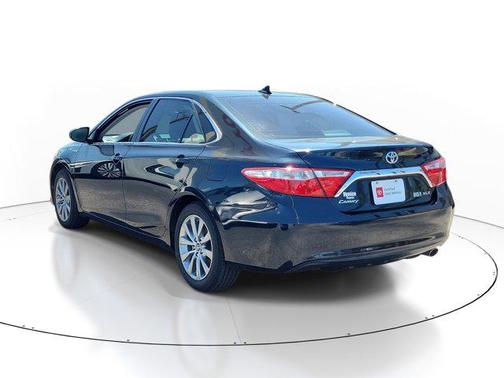 2017 Toyota Camry Hybrid XLE