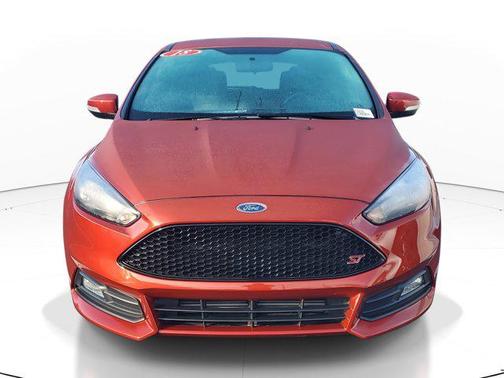 2018 Ford Focus ST 