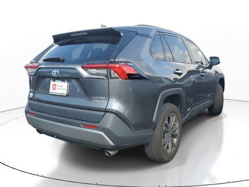 2022 Toyota RAV4 Hybrid SE