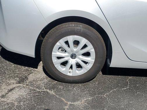 2020 Toyota Prius L