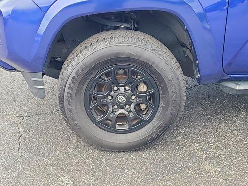 2022 Toyota Tacoma SR5