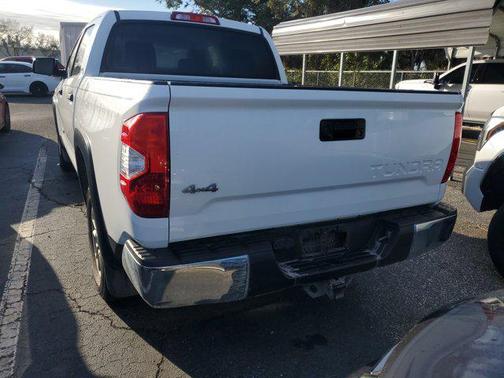 2015 Toyota Tundra SR5