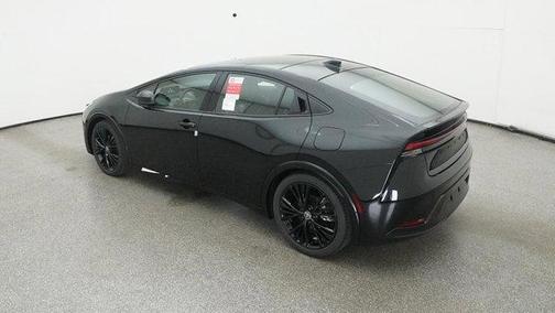 2025 Toyota Prius L
