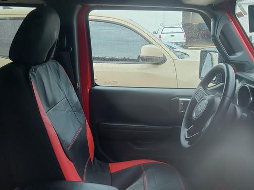 Firecracker Red Clearcoat 2018 Jeep Wrangler Unlimited Sport