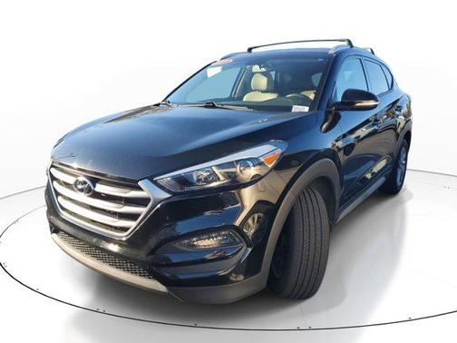 2017 Hyundai TUCSON SE Plus