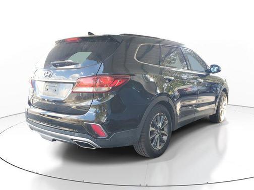 2019 Hyundai Santa Fe XL SE