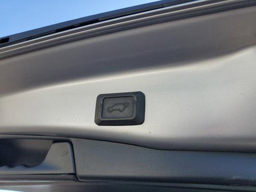 2019 Toyota RAV4 Hybrid Limited