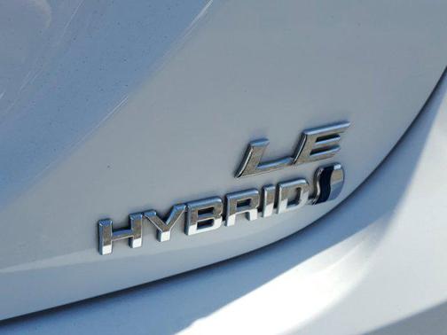 2024 Toyota Camry Hybrid SE