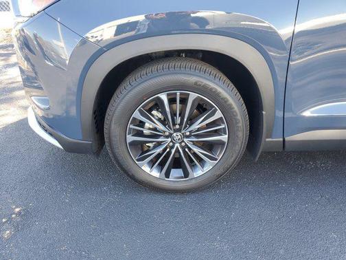 2026 Toyota Grand Highlander Hybrid Limited MAX