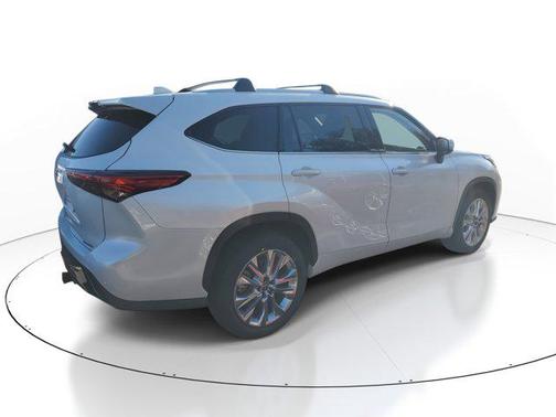 2022 Toyota Highlander Limited
