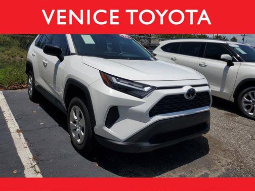 2023 Toyota RAV4 LE