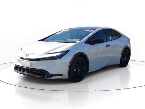 2025 Toyota Prius L
