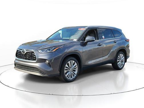 2024 Toyota Highlander Platinum