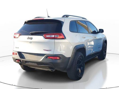 2017 Jeep Cherokee Trailhawk