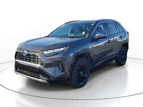 2023 Toyota RAV4 Hybrid SE