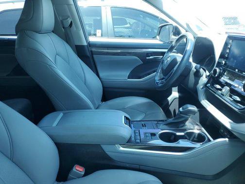2020 Toyota Highlander Limited