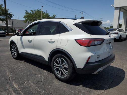 2021 Ford Escape SEL