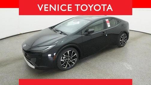 2025 Toyota Prius L