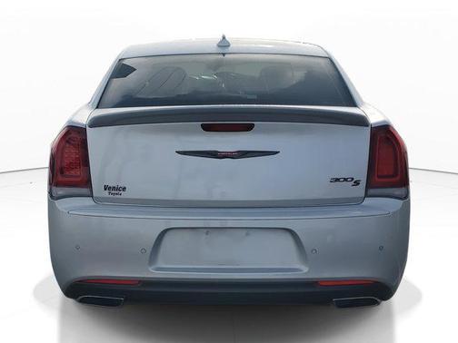 2021 Chrysler 300 S