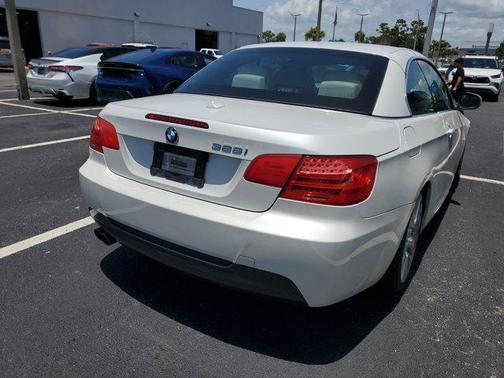 2011 BMW 328 328i