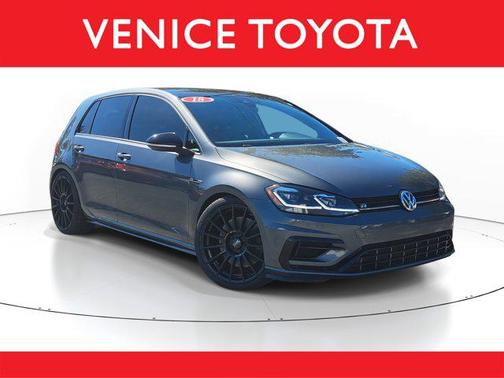 2018 Volkswagen Golf R 2.0T DSG
