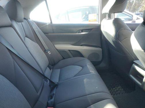 2024 Toyota Camry Hybrid LE