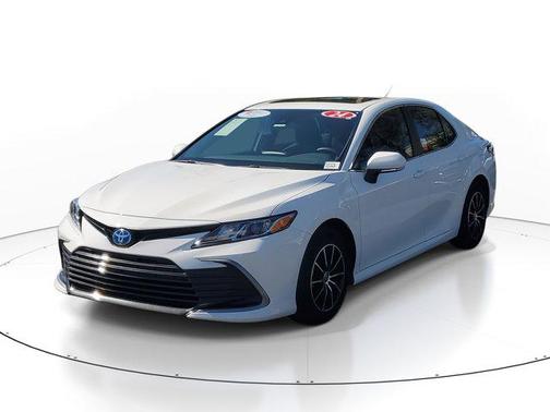 2024 Toyota Camry Hybrid LE