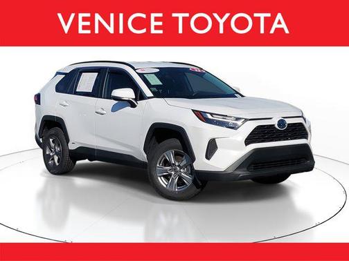 2023 Toyota RAV4 Hybrid XLE