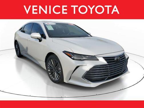 2022 Toyota Avalon Limited