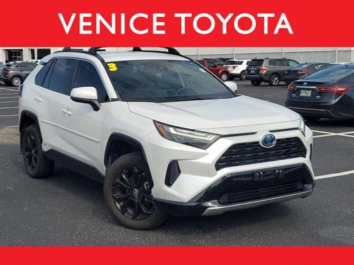2023 Toyota RAV4 Hybrid SE